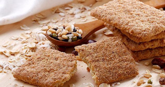 徒手整形 是邪术 还是医术?:英亚官网首页(图2) 英亚官网首页