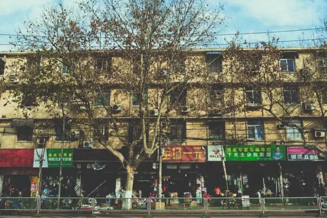 徒手整形 是邪术 还是医术?:英亚官网首页(图1) 英亚官网首页