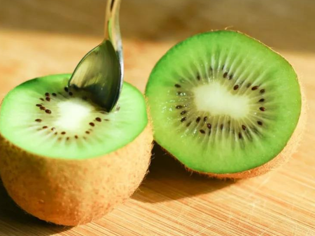 英亚官方网站:蜂蜜如何治疗胃溃疡(图1) 英亚官网首页