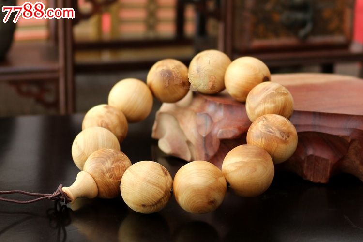 英亚官网首页|详细介绍白患者关心的海南仁术皮肤门诊院长刘景卫白癜风手术(图1) 英亚官网