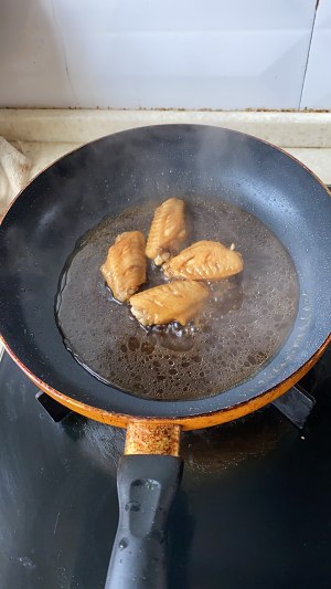 英亚官网首页_五种加速衰老的酸性物质 爱美如你应该避食(图1) 英亚官方网站